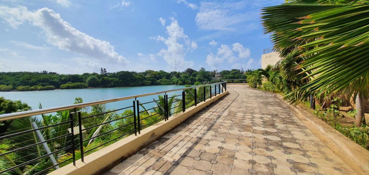 Penthouse Five - The Beautiful 3Br En-Suite Apt Mombasa Exteriér fotografie